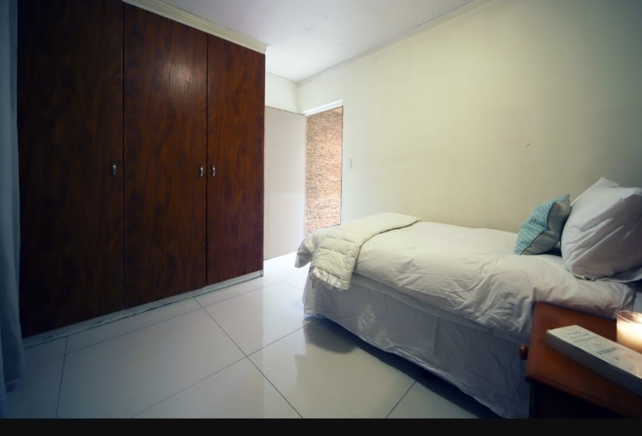 2 Bedroom Property for Sale in Royal Ascot Western Cape